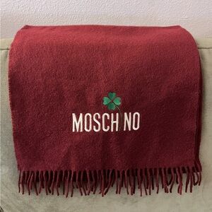 🍀MOSCHINO Wool Scarf Embroidered Four Leaf Clover Logo Fringe Burgundy Italy VTG